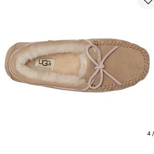 UGG Dakota Slippers (Tabacco)